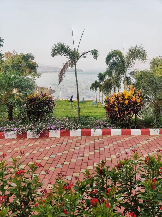 Sunshine Resort Pune Esterno foto